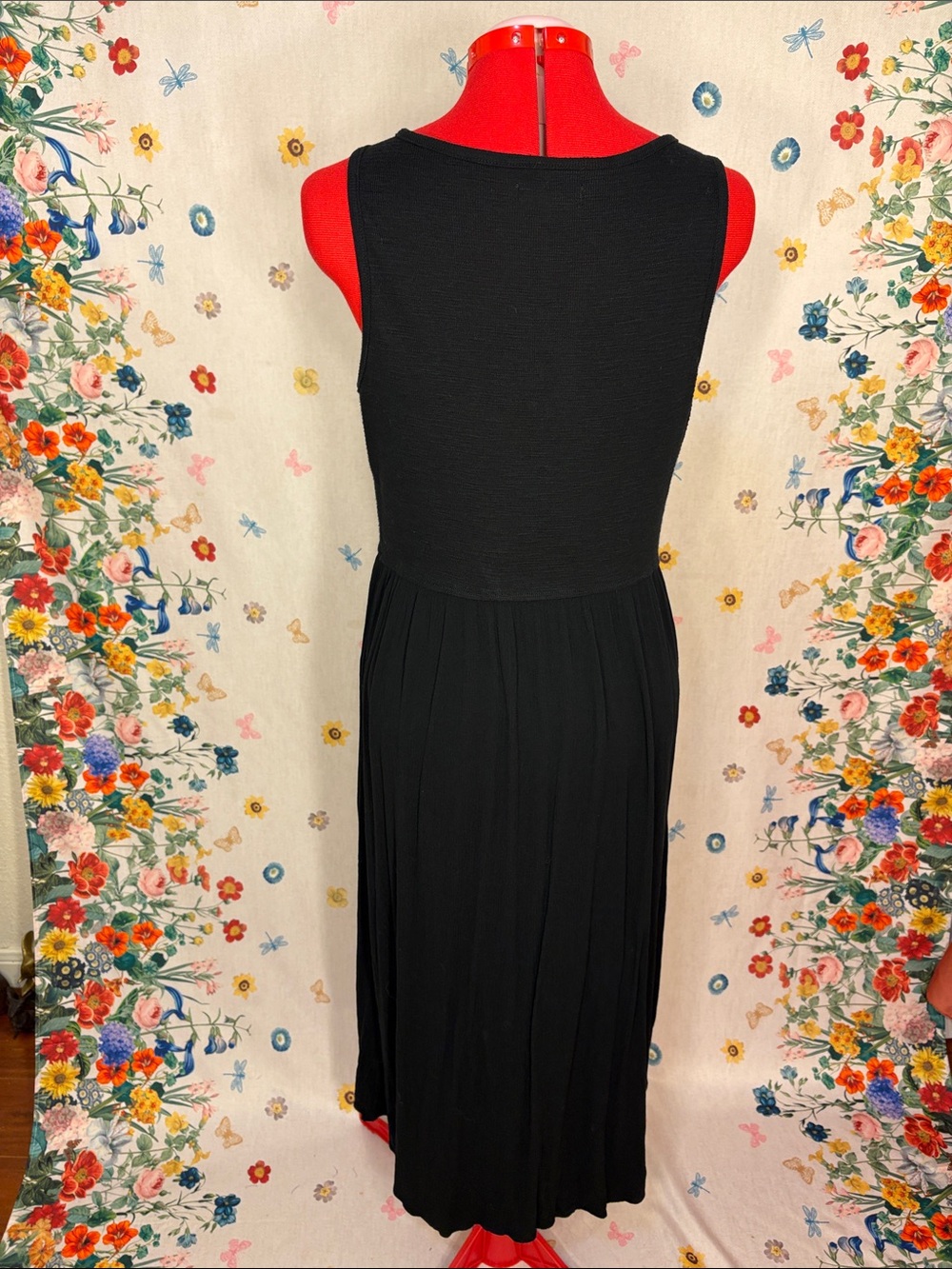 Frye - Comfy Black Sleeveless Button-Front Maxi Dress w/ Pockets 🎉 - Picture 4 of 11